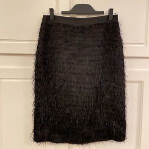 Banana Republic eyelash fringe skirt size 8